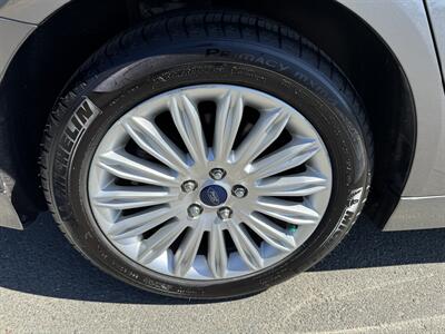 2014 Ford Fusion Hybrid SE  Hybrid - Photo 19 - Santa Rosa, CA 95404