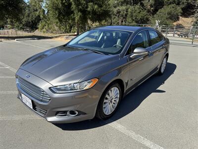 2014 Ford Fusion Hybrid SE  Hybrid - Photo 1 - Santa Rosa, CA 95404