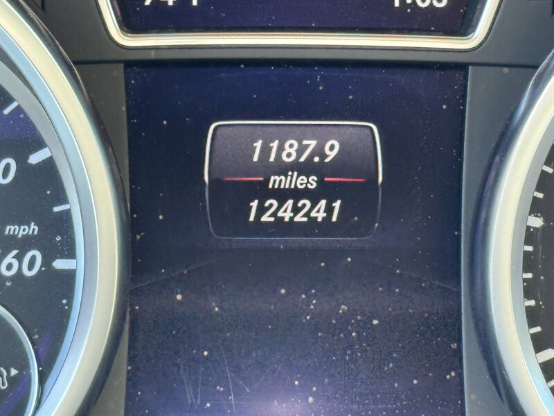 2015 Mercedes-Benz M-Class ML350 - Photo 38