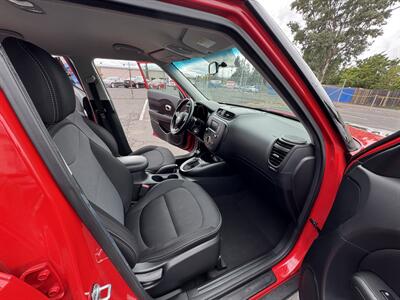 2017 Kia Soul +   - Photo 13 - Santa Rosa, CA 95404