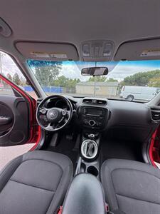 2017 Kia Soul +   - Photo 18 - Santa Rosa, CA 95404