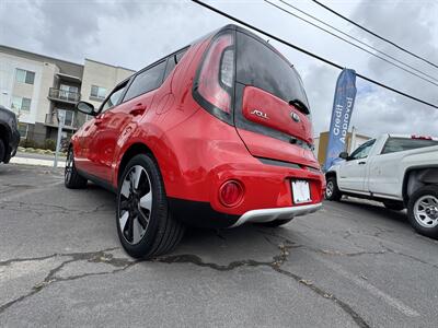2017 Kia Soul +   - Photo 31 - Santa Rosa, CA 95404