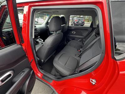 2017 Kia Soul +   - Photo 11 - Santa Rosa, CA 95404