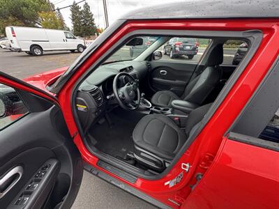 2017 Kia Soul +   - Photo 10 - Santa Rosa, CA 95404