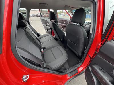 2017 Kia Soul +   - Photo 12 - Santa Rosa, CA 95404