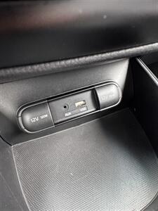 2017 Kia Soul +   - Photo 25 - Santa Rosa, CA 95404