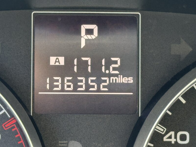 2013 Subaru Outback Premium - Photo 37