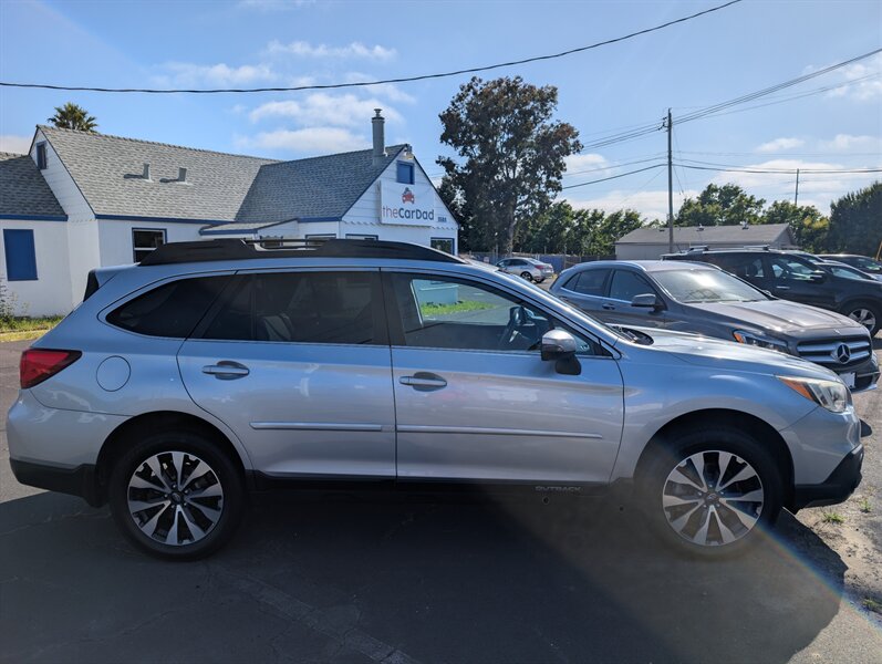 2016 Subaru Outback 2.5i Limited CVT PZEV's photo