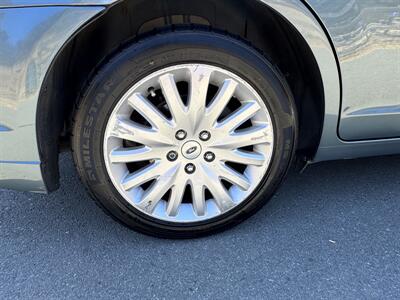 2011 Ford Fusion Hybrid  Hybrid - Photo 30 - Santa Rosa, CA 95404