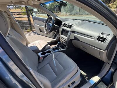 2011 Ford Fusion Hybrid  Hybrid - Photo 15 - Santa Rosa, CA 95404