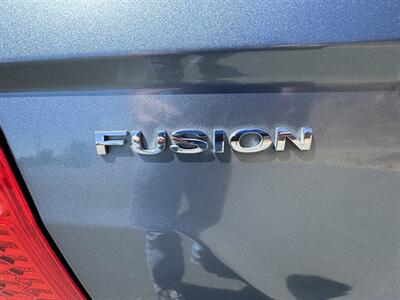 2011 Ford Fusion Hybrid  Hybrid - Photo 33 - Santa Rosa, CA 95404