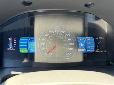 2011 Ford Fusion Hybrid  Hybrid - Photo 25 - Santa Rosa, CA 95404