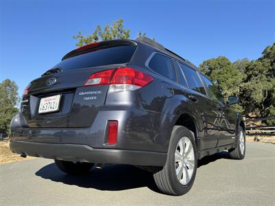 2011 Subaru Outback 3.6R   - Photo 36 - Santa Rosa, CA 95404