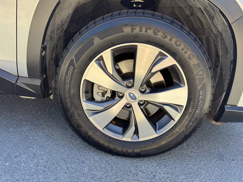 2020 Subaru Ascent Premium - Photo 17