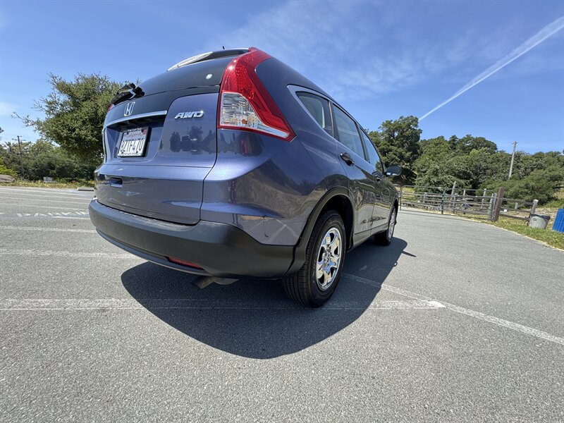 2012 Honda CR-V LX - Photo 12