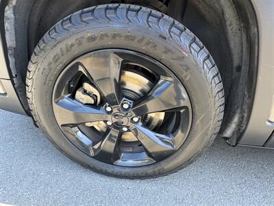 2020 Jeep Cherokee Latitude Plus   - Photo 25 - Santa Rosa, CA 95404