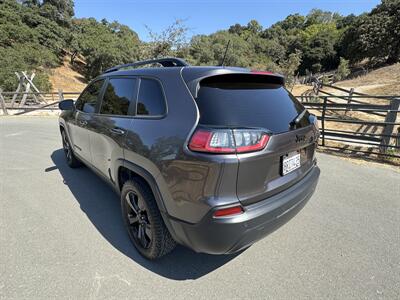 2020 Jeep Cherokee Latitude Plus   - Photo 3 - Santa Rosa, CA 95404