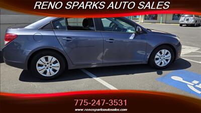 2013 Chevrolet Cruze LS Manual   - Photo 4 - Reno, NV 89502