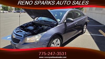 2013 Chevrolet Cruze LS Manual   - Photo 13 - Reno, NV 89502