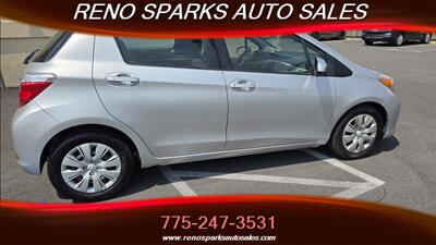 2014 Toyota Yaris 5-Door L   - Photo 7 - Reno, NV 89502