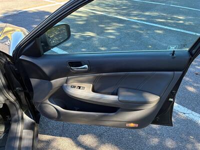 2005 Honda Accord EX V-6   - Photo 11 - Winchester, VA 22601