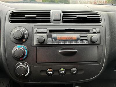 2004 Honda Civic LX - Photo 12 - Winchester, VA 22601