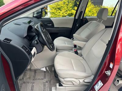 2009 Mazda Mazda5 Sport   - Photo 7 - Winchester, VA 22601