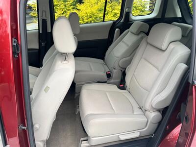 2009 Mazda Mazda5 Sport   - Photo 8 - Winchester, VA 22601