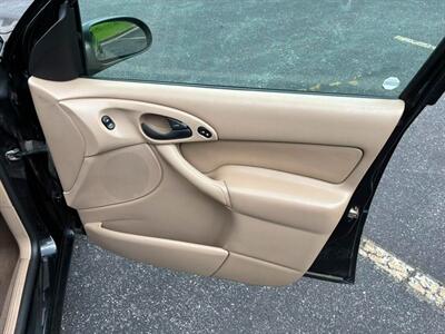 2002 Ford Focus ZX5 - Photo 15 - Winchester, VA 22601