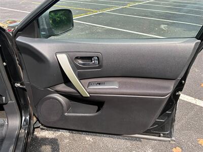 2011 Nissan Rogue S - Photo 6 - Winchester, VA 22601