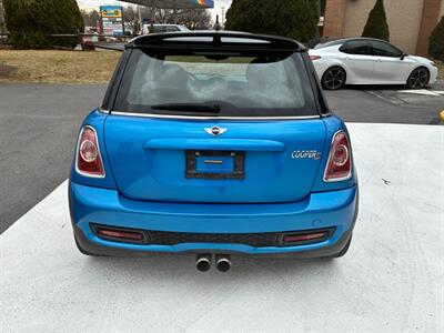 2011 MINI Cooper S   - Photo 6 - Winchester, VA 22601