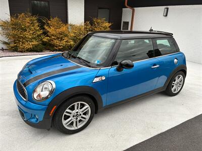 2011 MINI Cooper S   - Photo 3 - Winchester, VA 22601