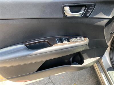 2016 Kia Optima EX   - Photo 11 - Winchester, VA 22601