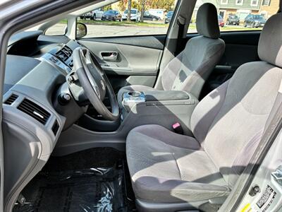 2012 Toyota Prius V   - Photo 9 - Winchester, VA 22601