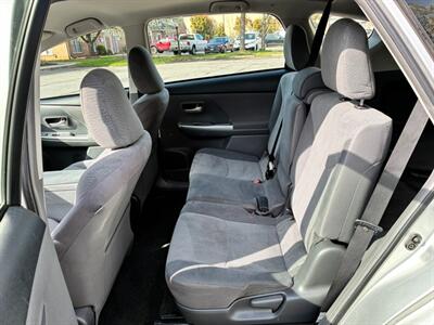 2012 Toyota Prius V   - Photo 10 - Winchester, VA 22601