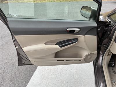 2009 Honda Civic LX   - Photo 8 - Winchester, VA 22601
