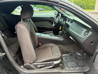 2013 Ford Mustang V6   - Photo 7 - Winchester, VA 22601