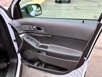 2015 Ford Explorer Police Interceptor Utilit - Photo 8 - Winchester, VA 22601