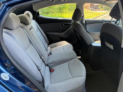 2016 Hyundai ELANTRA SE   - Photo 8 - Winchester, VA 22601