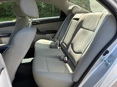 2012 Kia Forte EX   - Photo 12 - Winchester, VA 22601