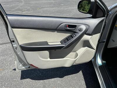 2012 Kia Forte EX   - Photo 11 - Winchester, VA 22601