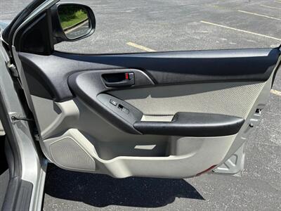 2012 Kia Forte EX   - Photo 10 - Winchester, VA 22601