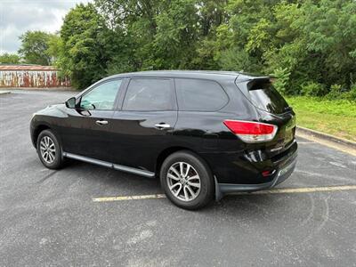 2014 Nissan Pathfinder S - Photo 12 - Winchester, VA 22601