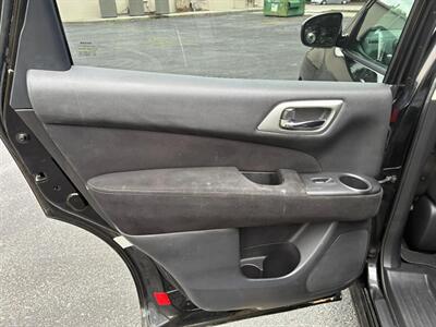 2014 Nissan Pathfinder S - Photo 8 - Winchester, VA 22601