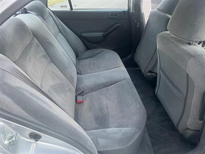 2001 Honda Civic LX   - Photo 12 - Winchester, VA 22601