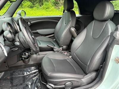 2012 MINI Cooper Convertible - Photo 12 - Winchester, VA 22601
