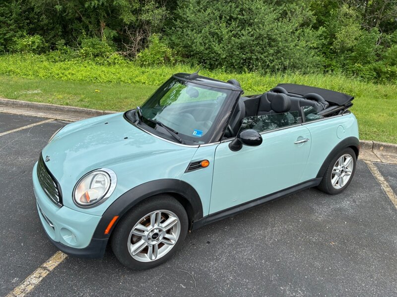 2012 MINI Cooper Convertible   - Photo 1 - Winchester, VA 22601
