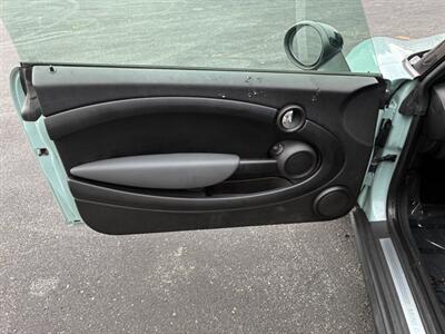 2012 MINI Cooper Convertible - Photo 10 - Winchester, VA 22601