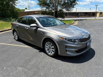 2016 Kia Optima EX   - Photo 2 - Winchester, VA 22601