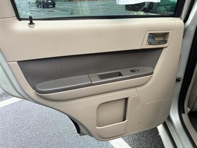 2009 Mercury Mariner Premier V6 - Photo 17 - Winchester, VA 22601